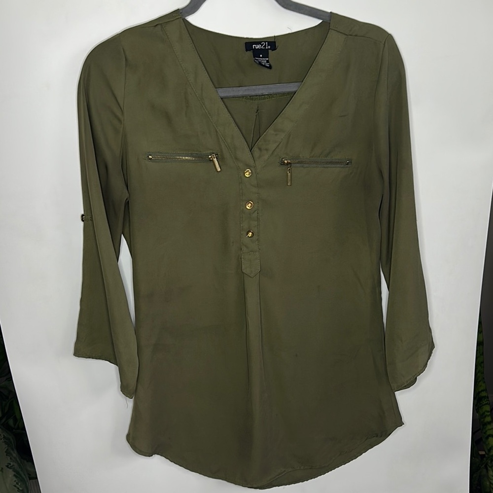 Rue21 Olive Green 3/4 Sleeve Blouse